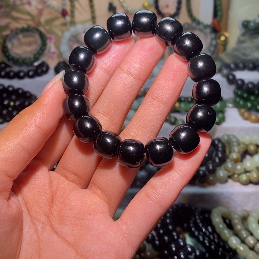 和田玉未镶嵌手链