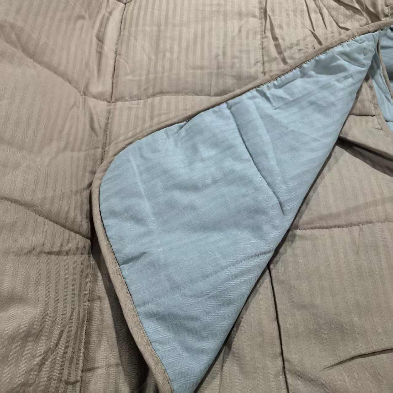 200*230.蓝咖双面被芯，发1