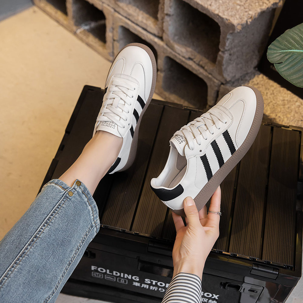 真皮德训板鞋女2025春季新款头层牛皮百搭软底运动休闲平底小白鞋