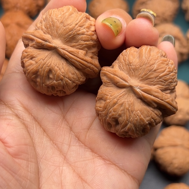 吊坠桃核888888888