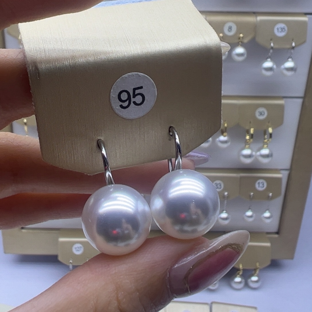 银S925镶嵌耳饰淡水珍珠
