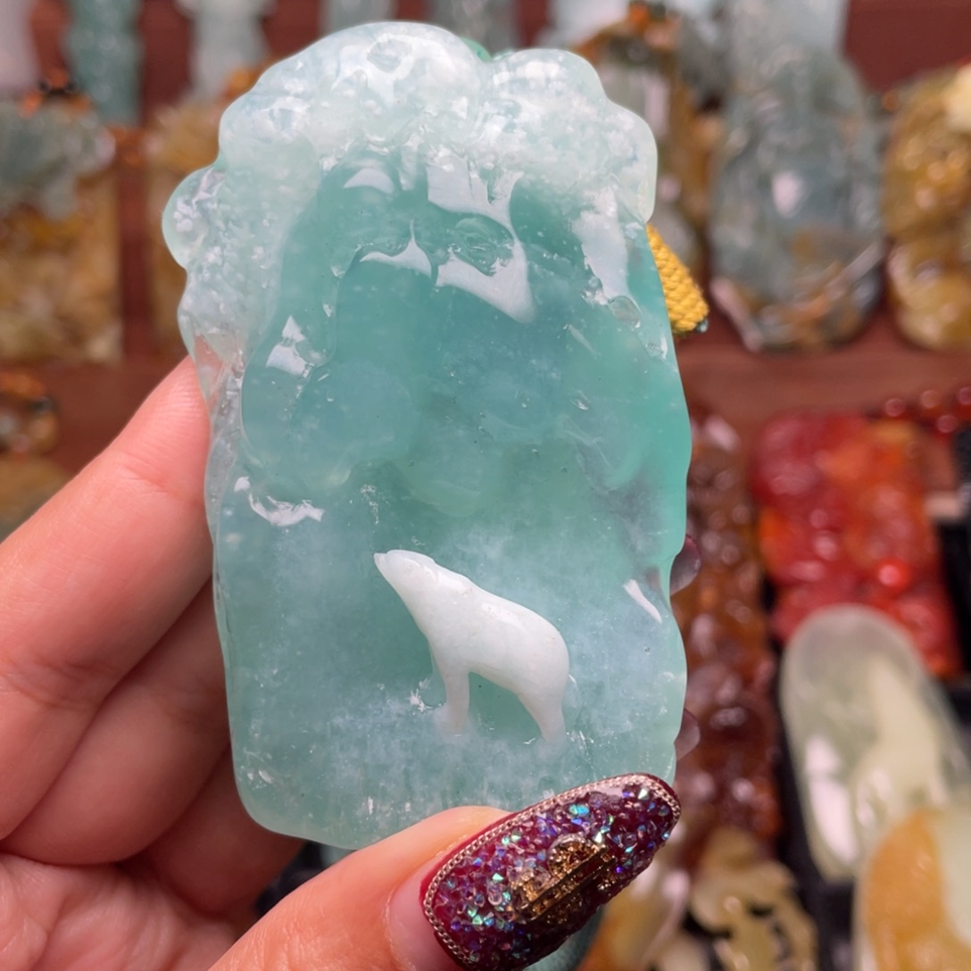 蛇纹石玉颈饰未镶嵌流*兔