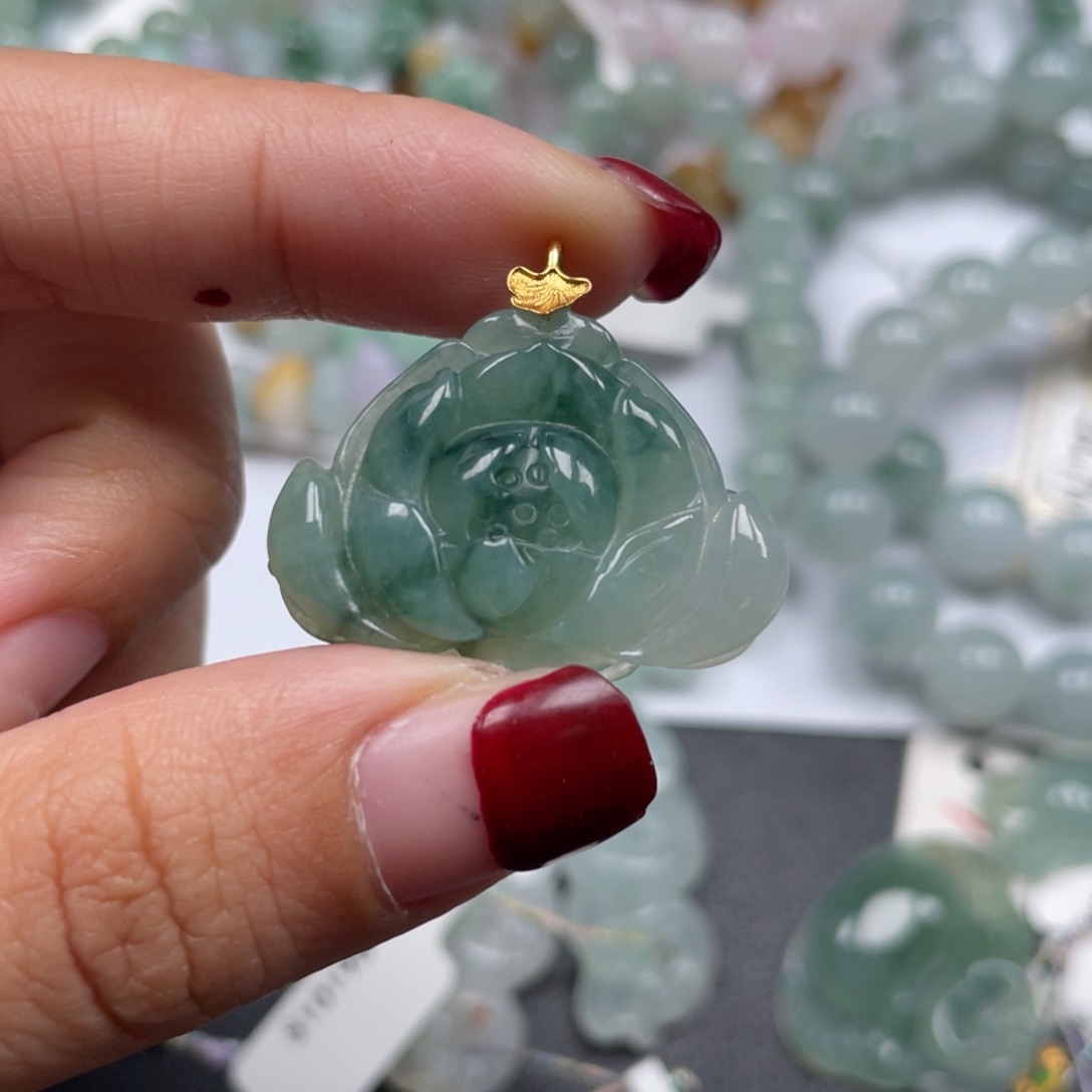 翡翠18K金镶嵌颈饰天然a货缅甸翡翠