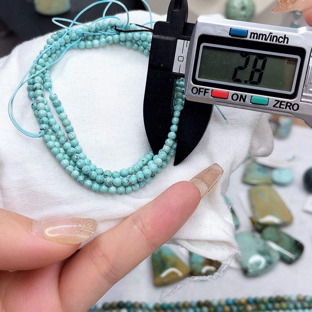 绿松石绿松石未镶嵌