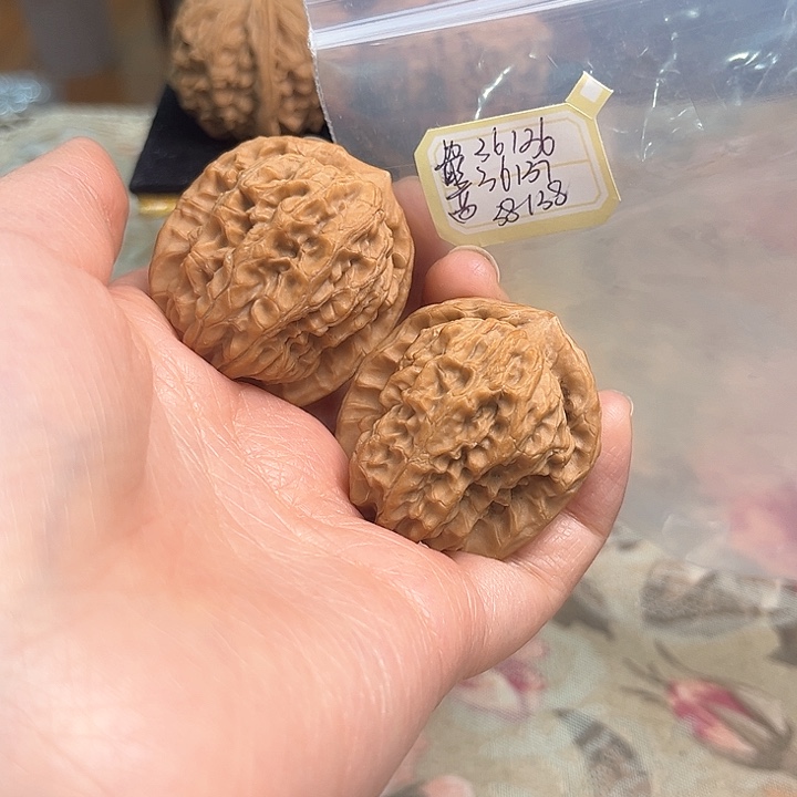 文玩核桃把件非嫁接马老四