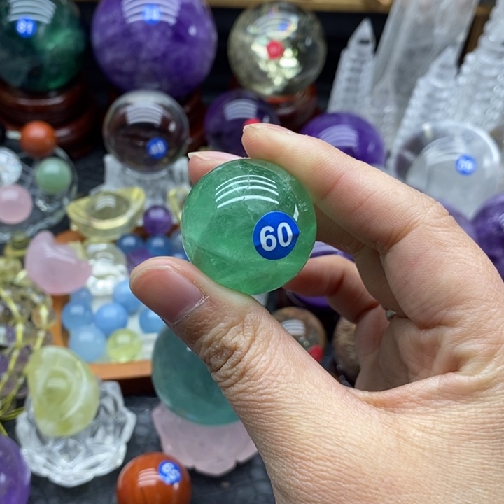 B***娜石材天然萤石球摆件