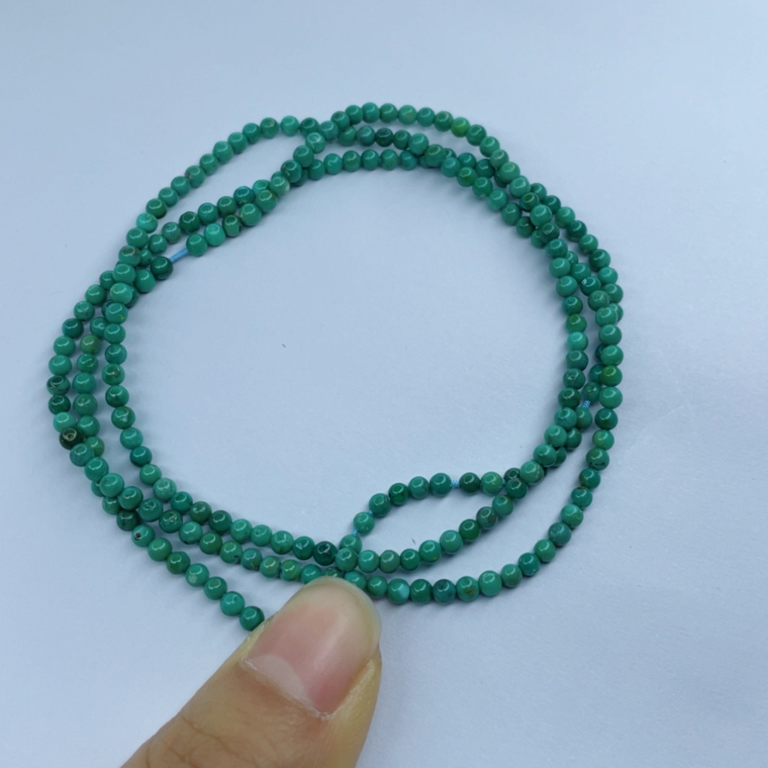 绿松石颈饰未镶嵌