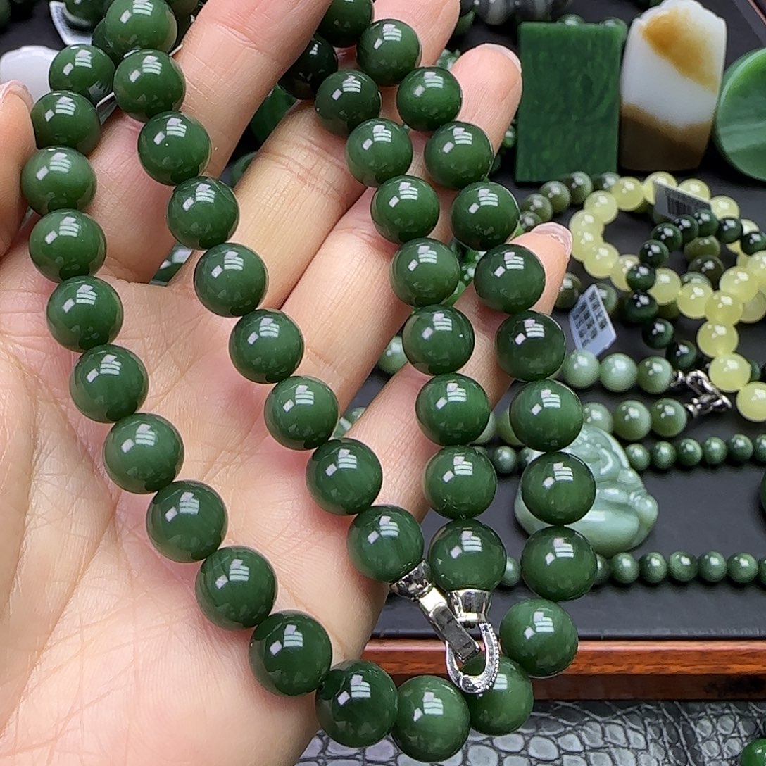 和田玉未镶嵌珠宝奇石