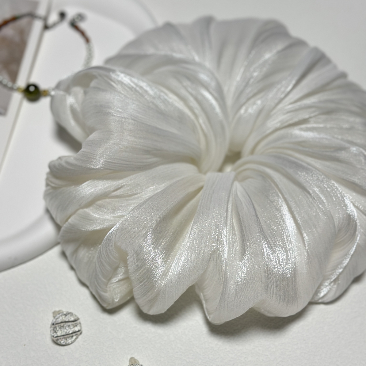 银河流光—珠光炫彩琉璃纱发圈半透明仙气纯色流光溢彩白色