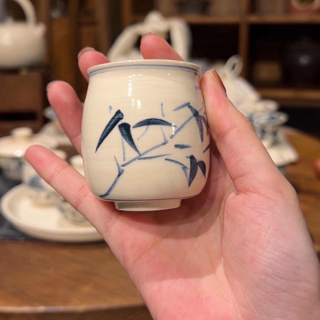 摆件陶瓷。     陶瓷。    