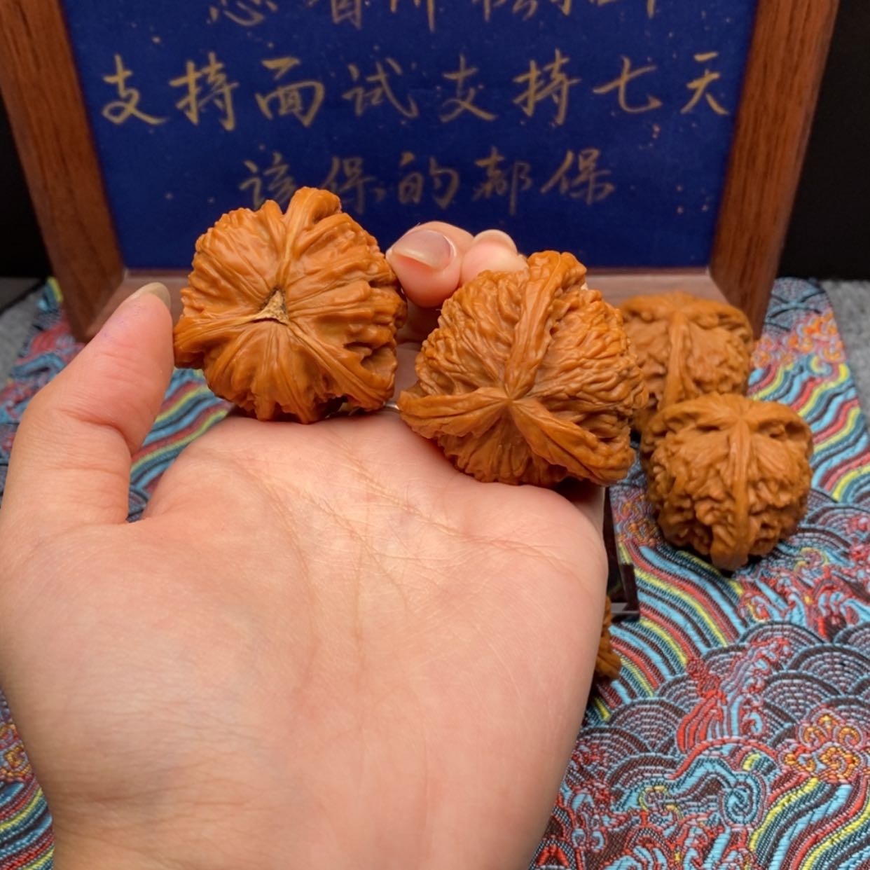 【闪购商品】平*白狮