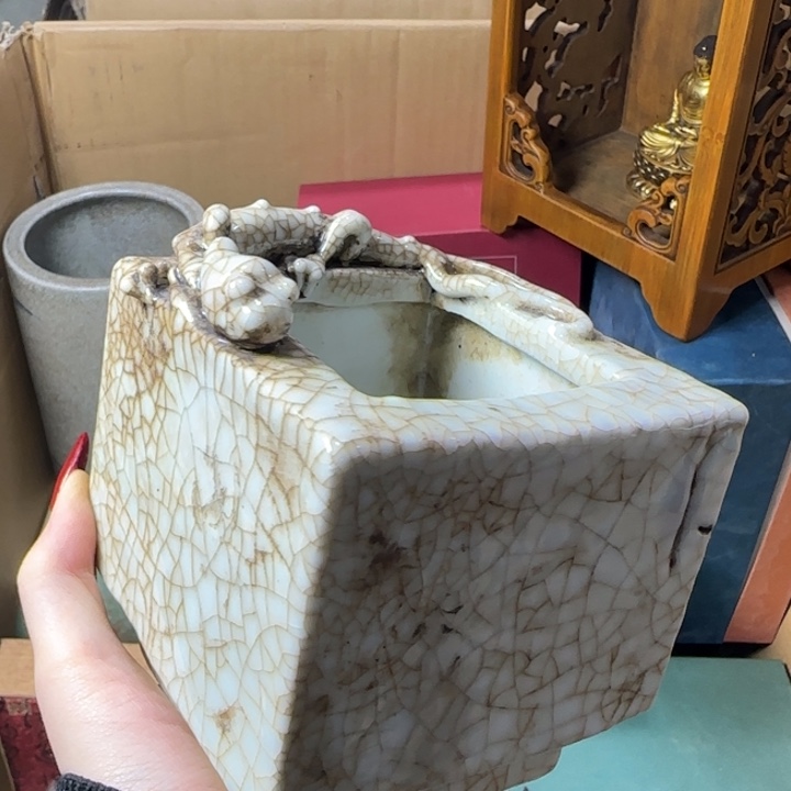 张***桥瓷片如图所示所拍即所得