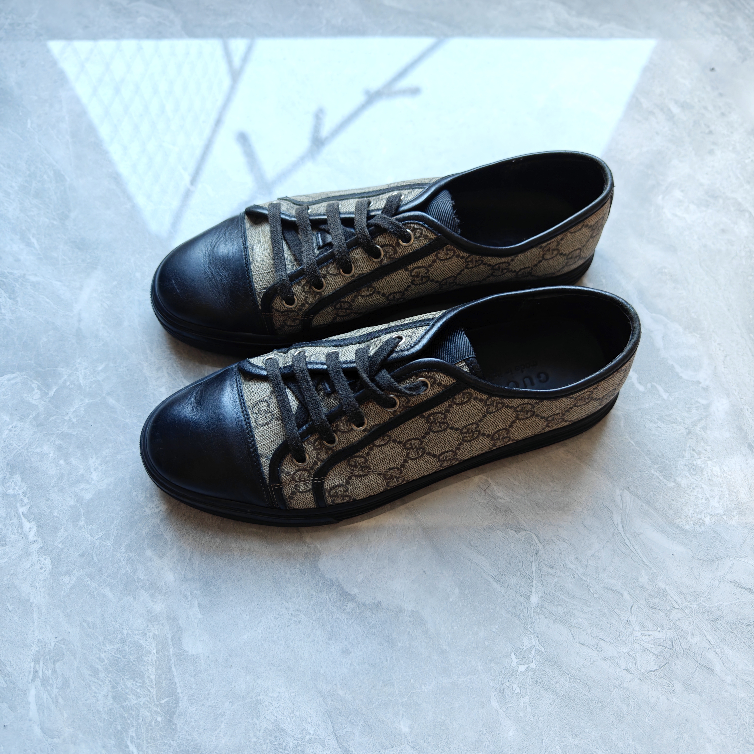 95新 GUCCI/古驰 42.5码/经典款双G互扣老花低帮时尚板鞋/无盒