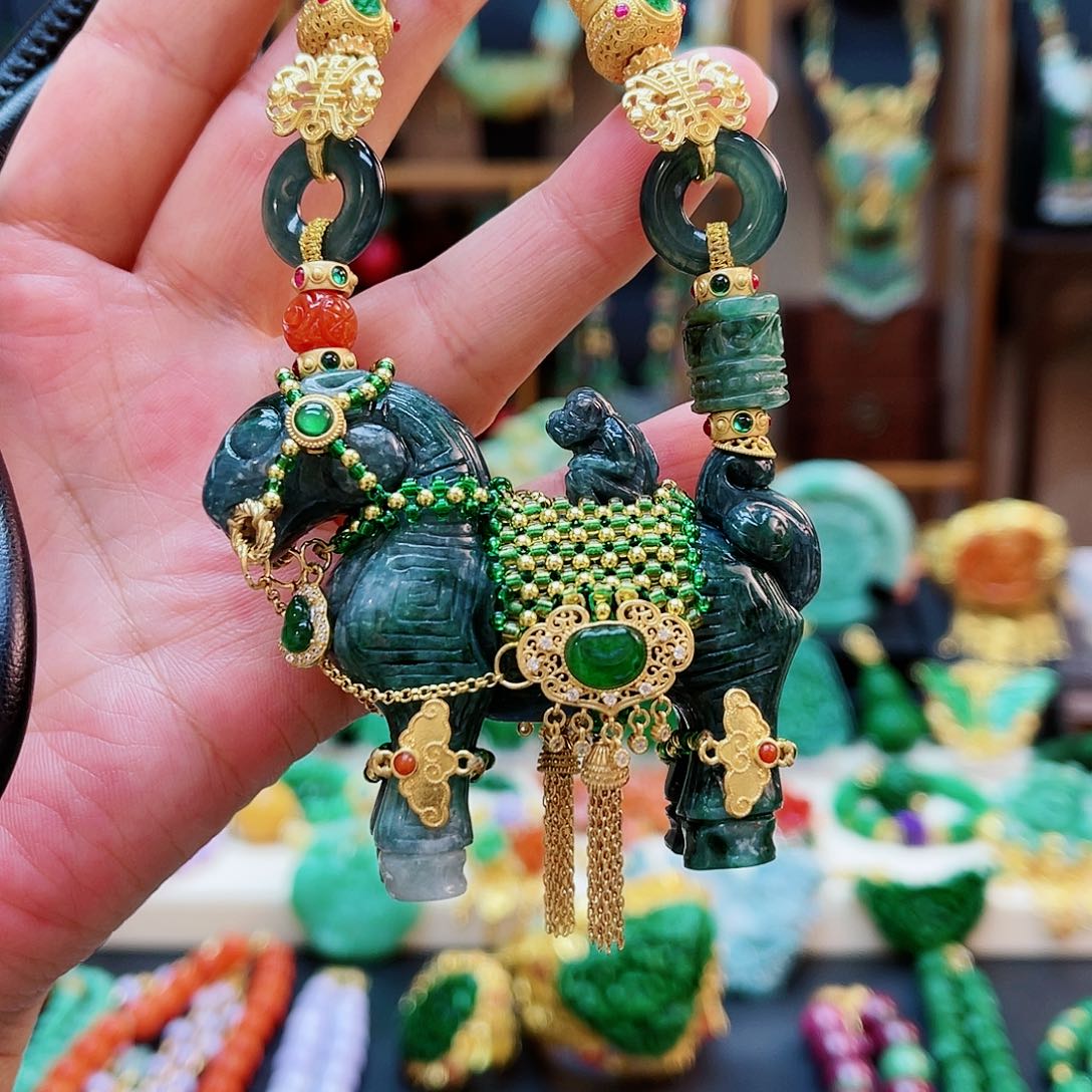 翡翠合金颈饰48小时鉴赏期