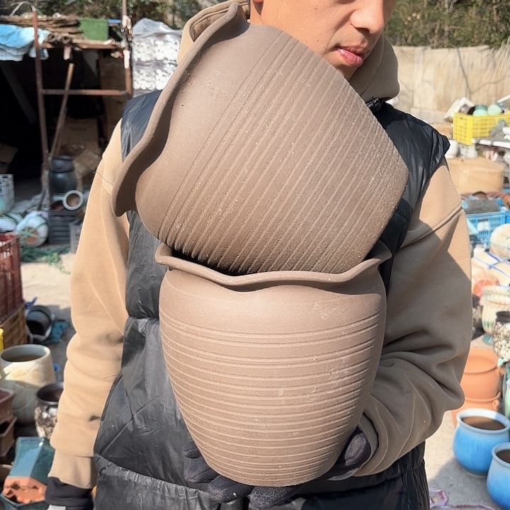 红陶黑陶两个口径20高度20