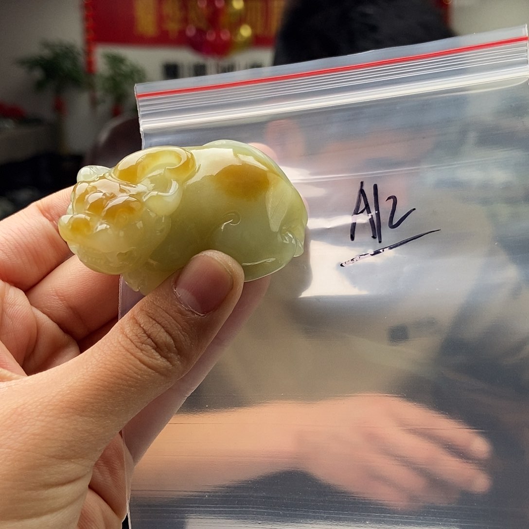 和田玉颜色多样性发拍一发一未镶嵌