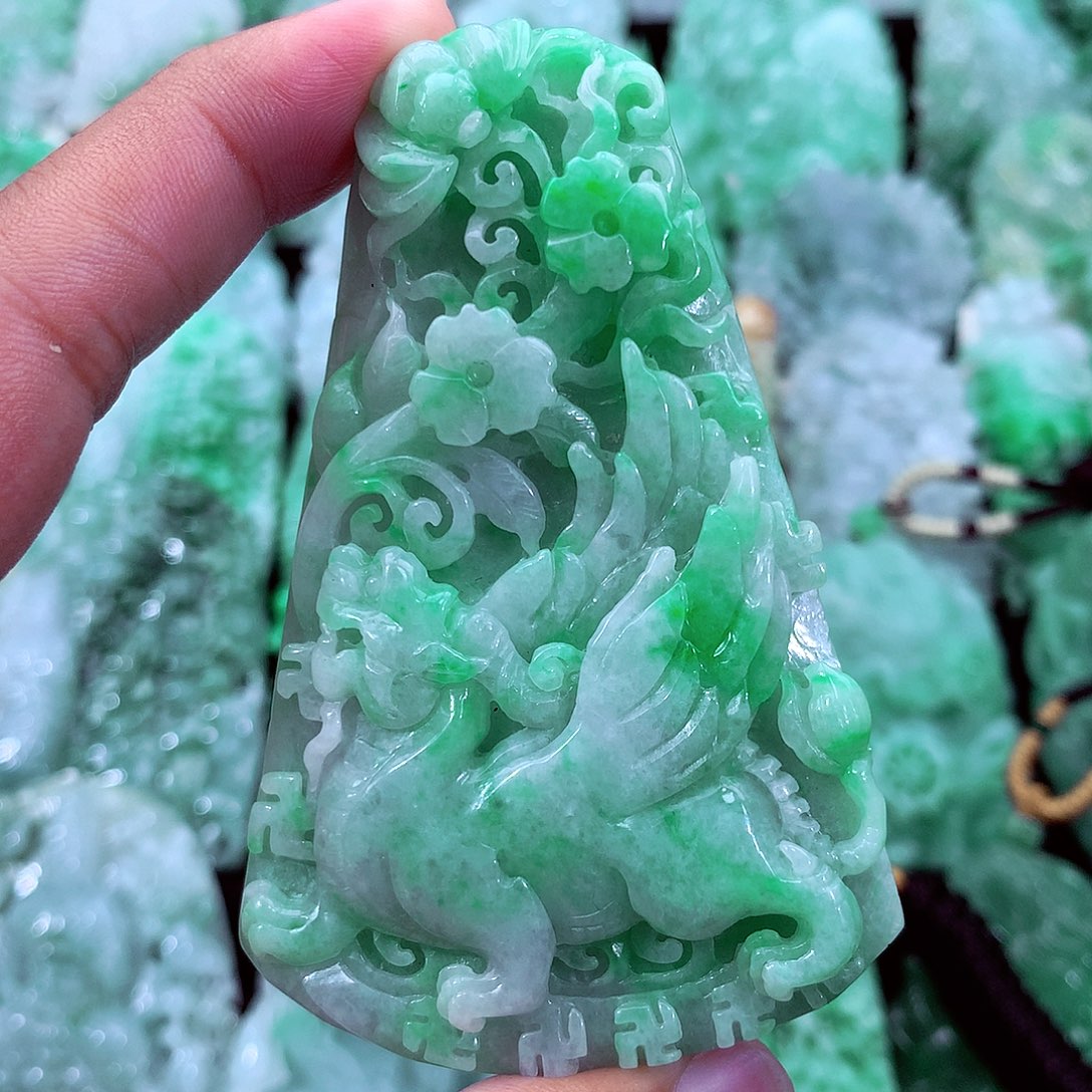 翡翠未镶嵌吊坠(不含链)