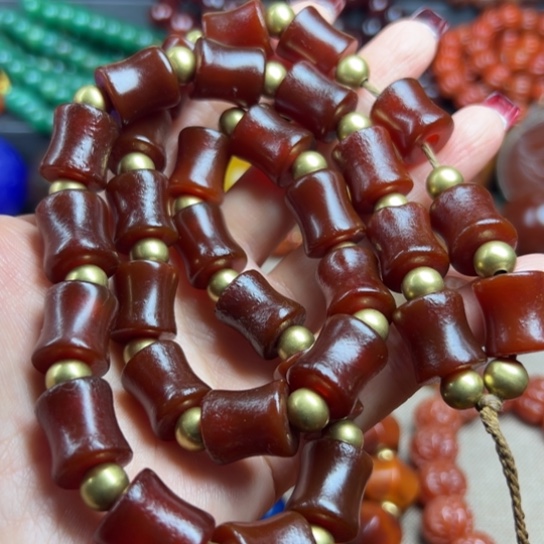 玛瑙/玉髓颈饰未镶嵌