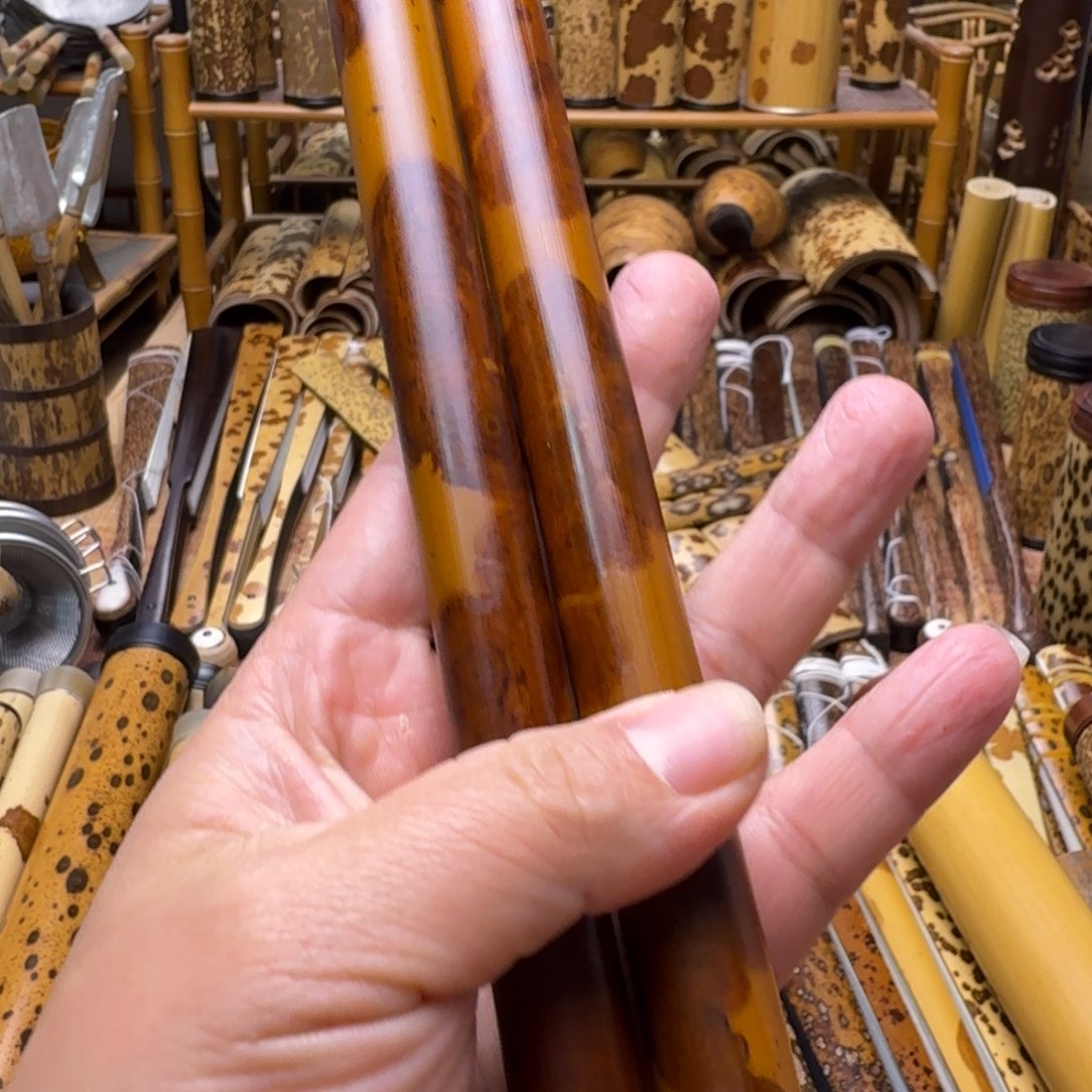 玉***龍老湘妃竹香筒大哥拍下