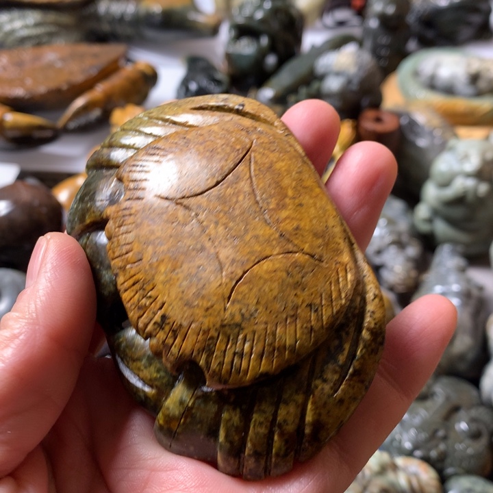 岫岩河磨玉（透闪石质玉）手链未镶嵌