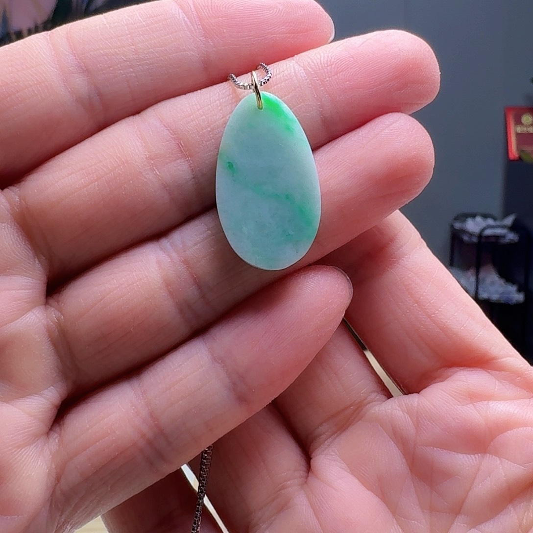 翡翠吊坠(赠链)银S925镶嵌笑**开天然