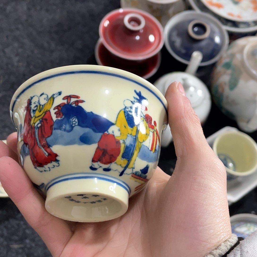 瓷片今天爱吃大米饭