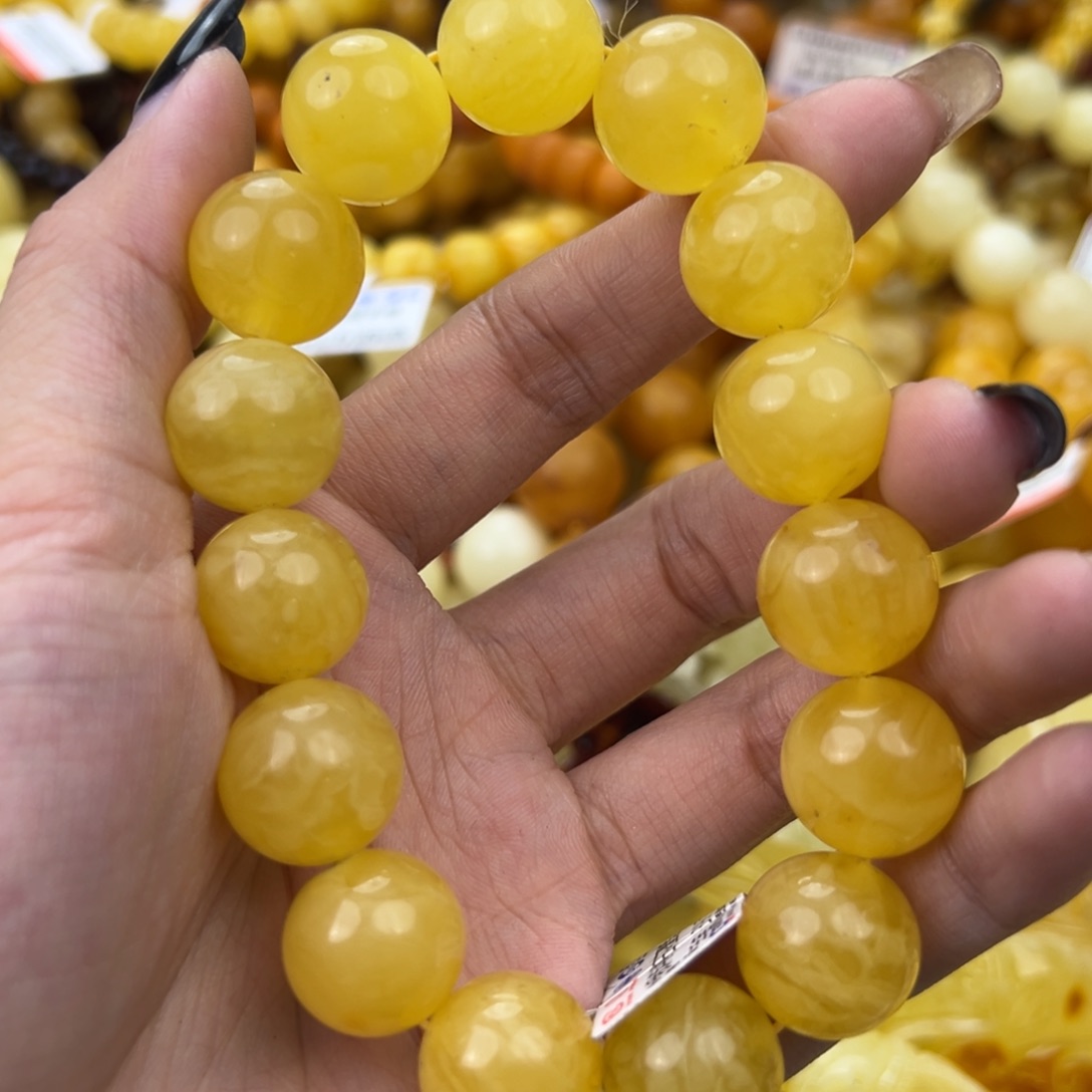 琥珀珠宝奇石未镶嵌