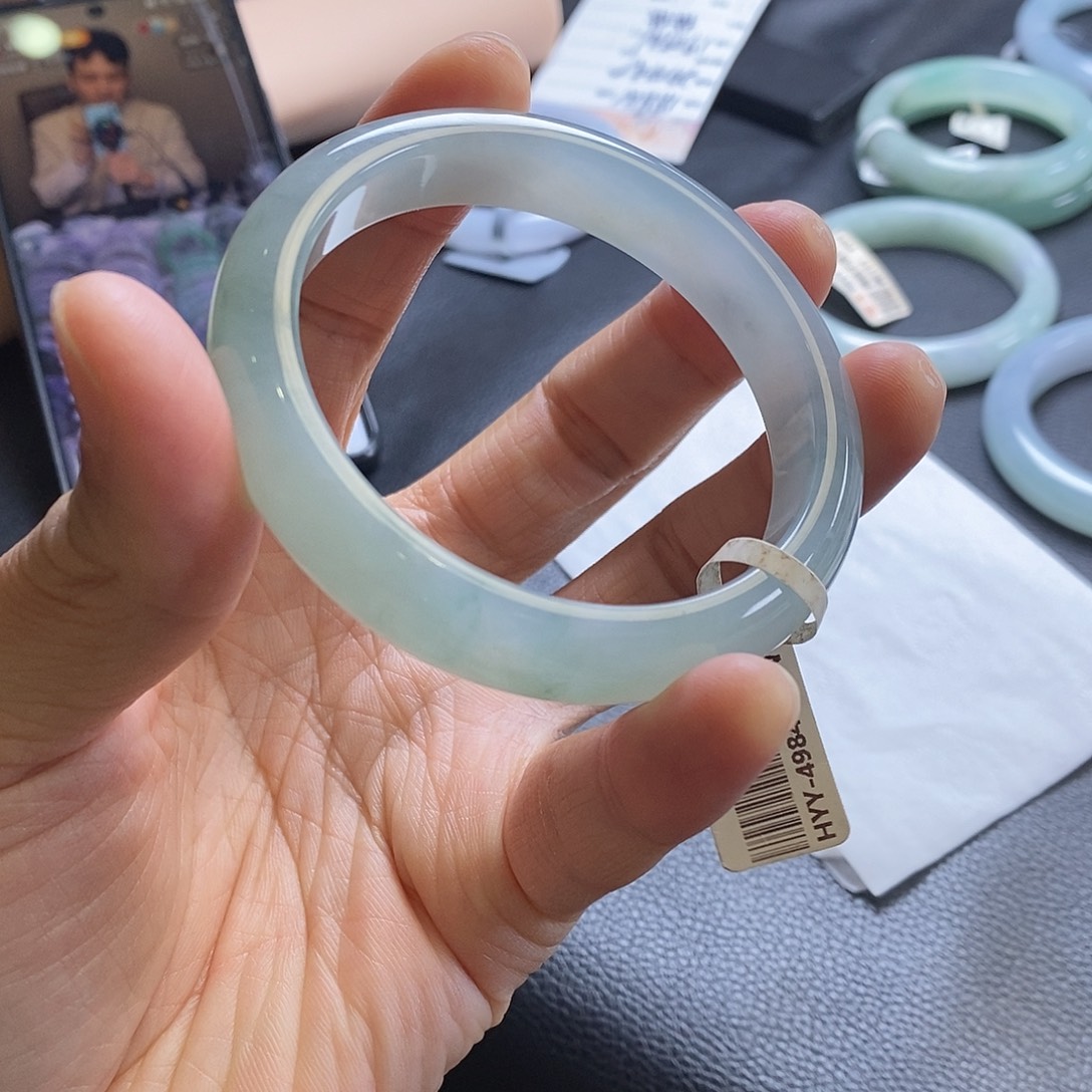 翡翠未镶嵌手镯正圈58圈口，25