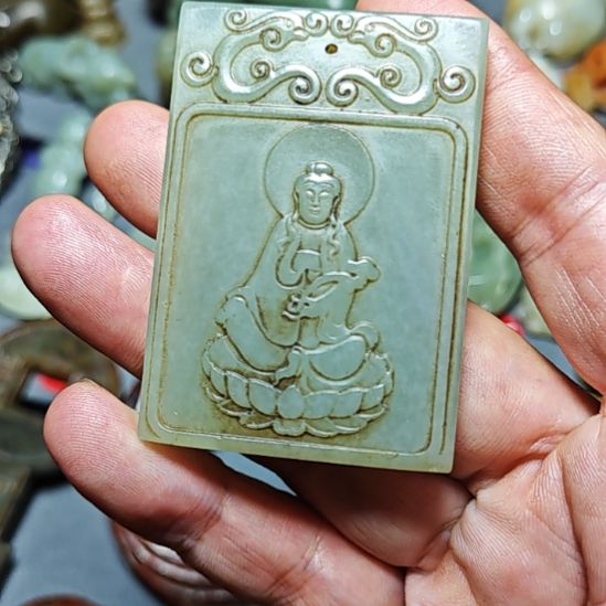 颈饰未镶嵌和田玉江****任