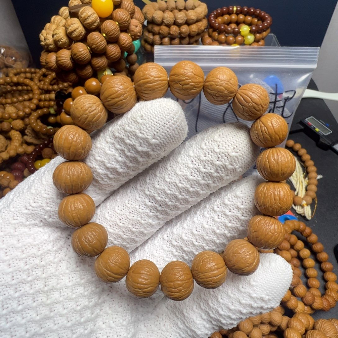 猴头核桃手串凤羽12 尺寸