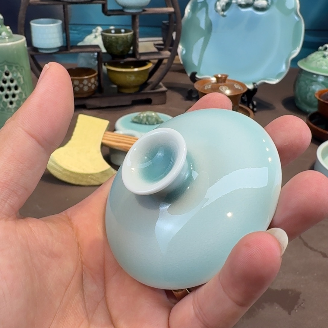 杯暗**王龙泉青瓷茶具微瑕江南