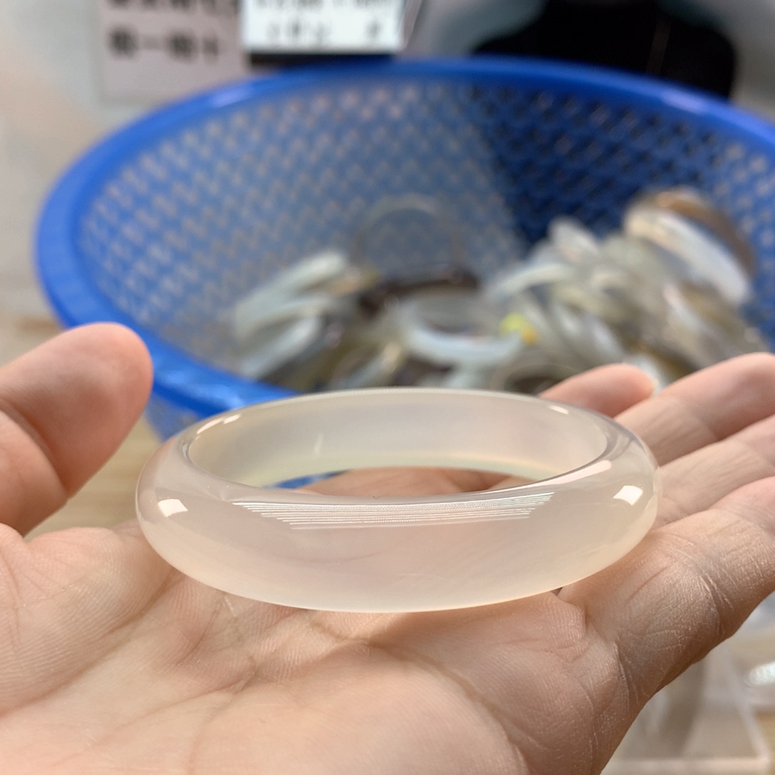 【闪购商品】手镯玛瑙/玉髓未镶嵌
