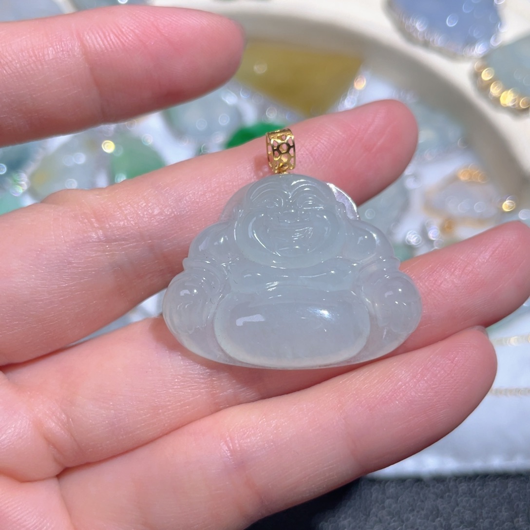 翡翠颈饰18K金镶嵌翡翠