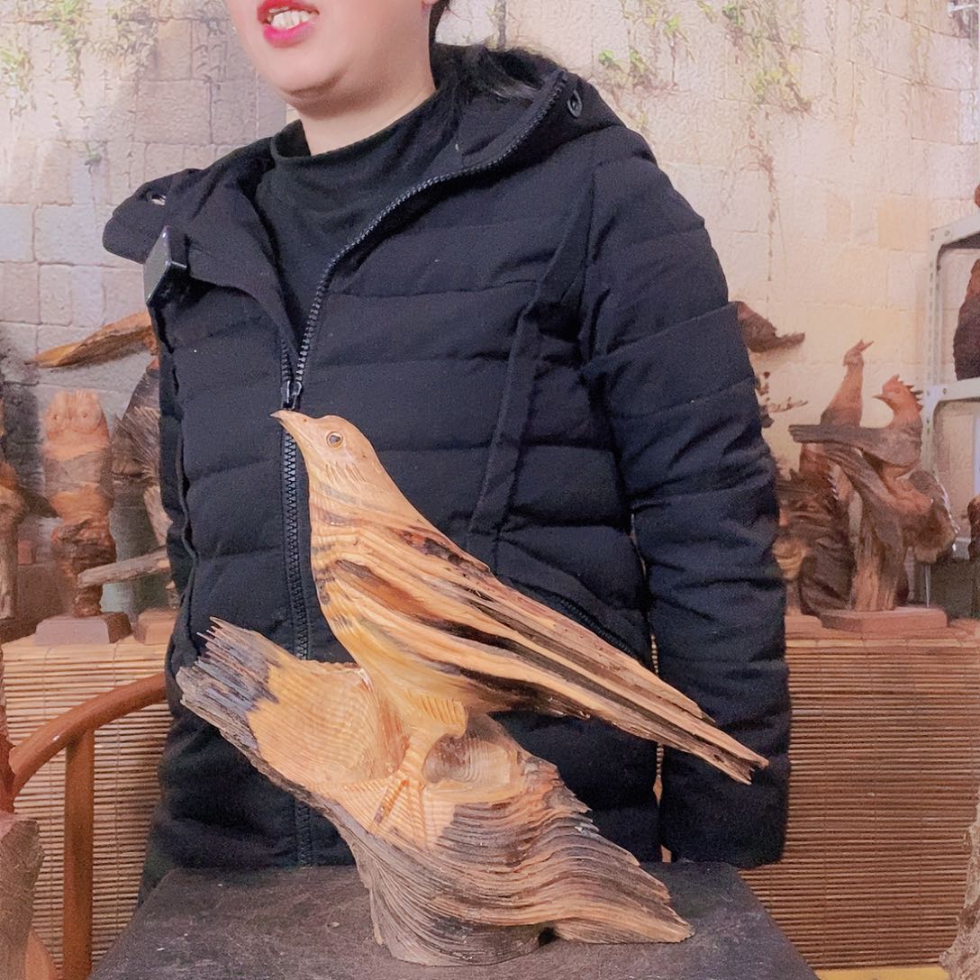 松木记****你琥珀木随行巧雕