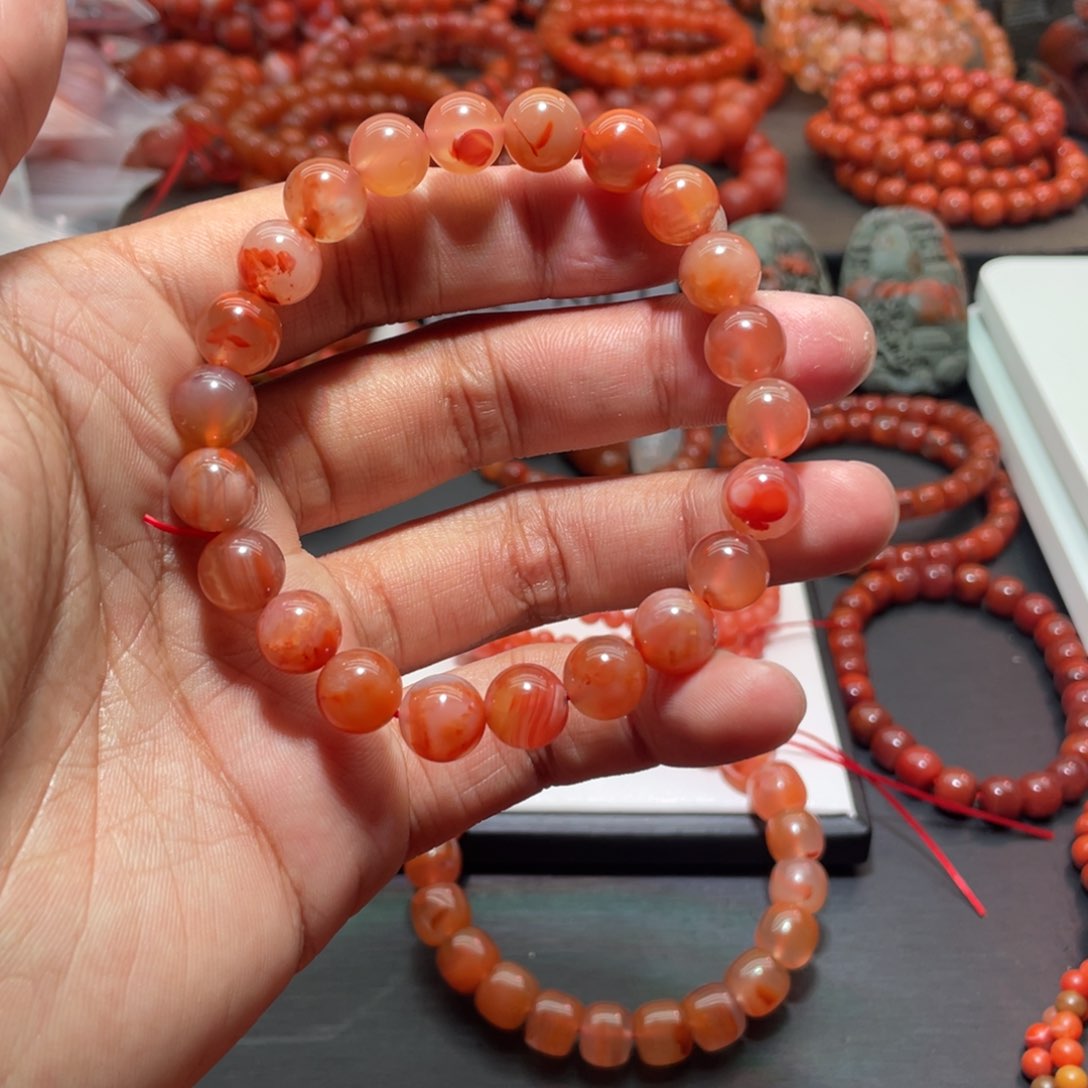 南红玛瑙手链未镶嵌