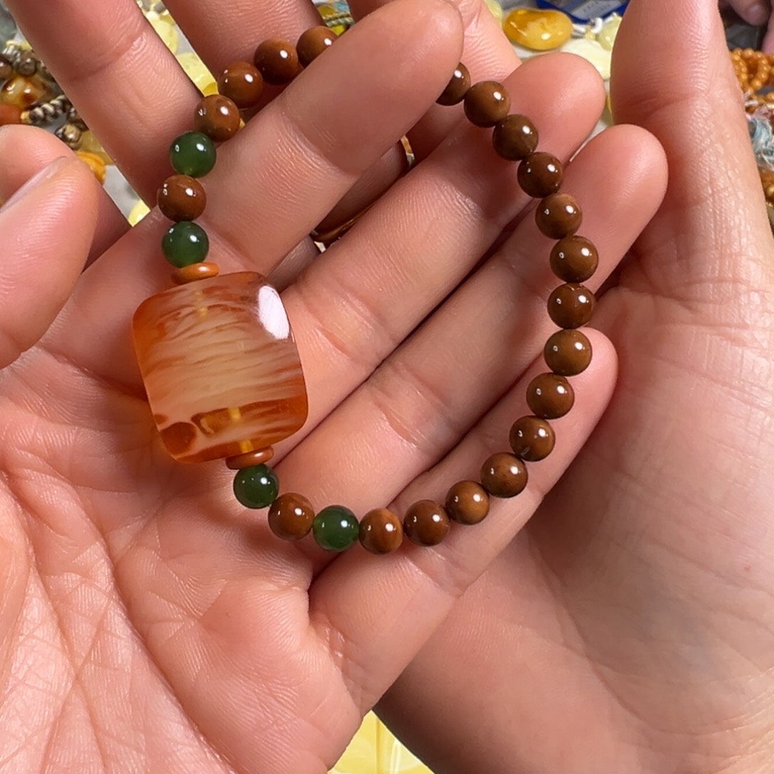 蜜蜡裸石未镶嵌風**吹琥珀