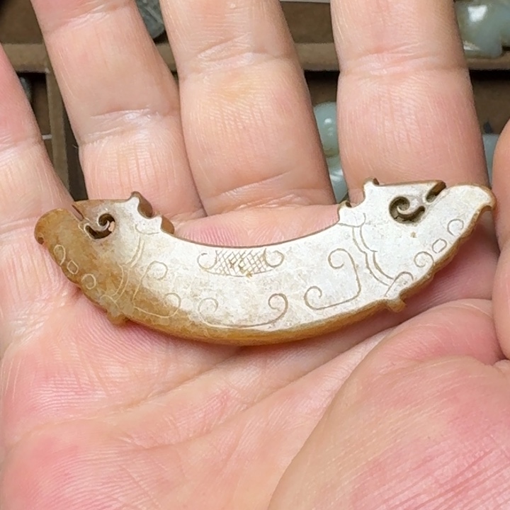 和田玉颈饰未镶嵌A**健