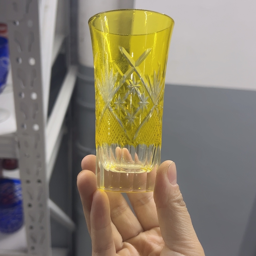 水晶玻璃平底款微瑕一个