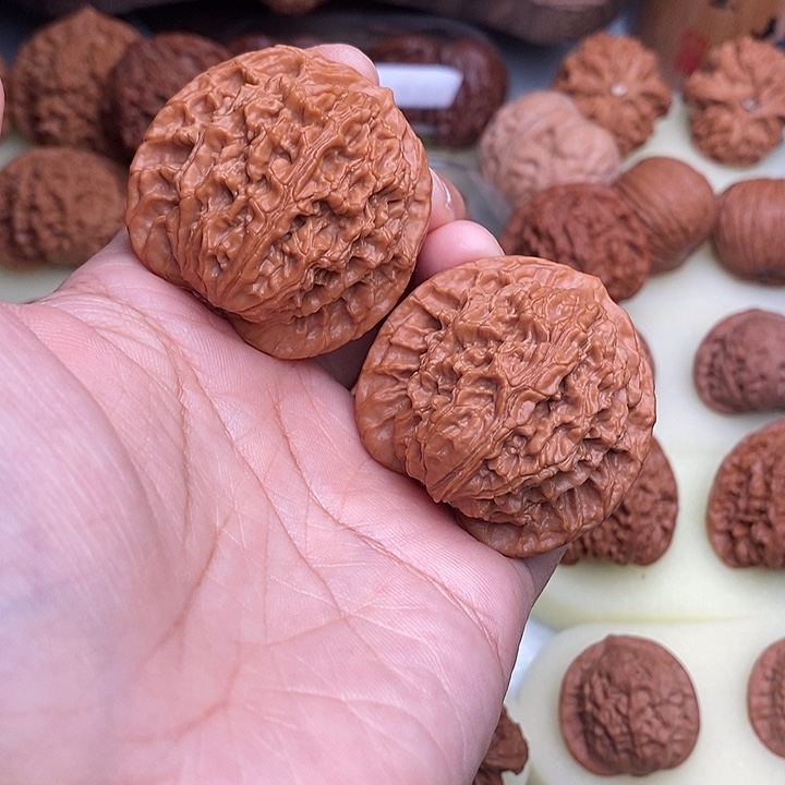 贼***九文玩核桃吊坠43盘龙纹