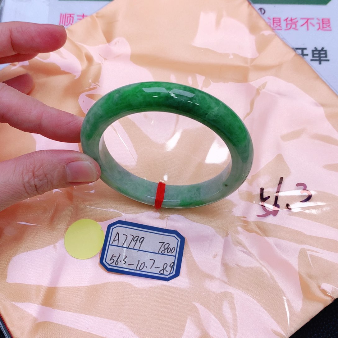 未镶嵌手镯翡翠缅甸翡翠手镯