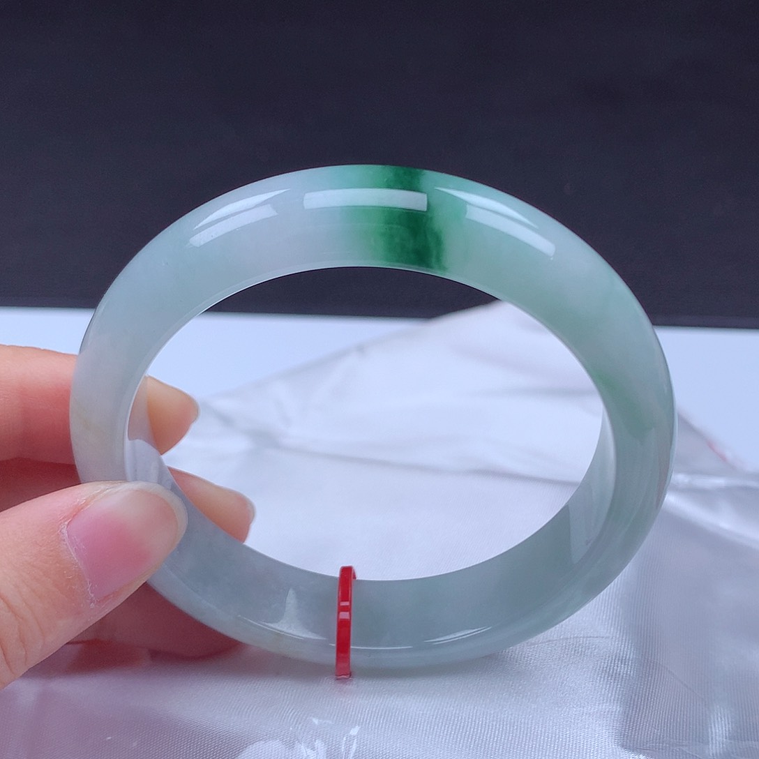 翡翠手镯未镶嵌手镯000641