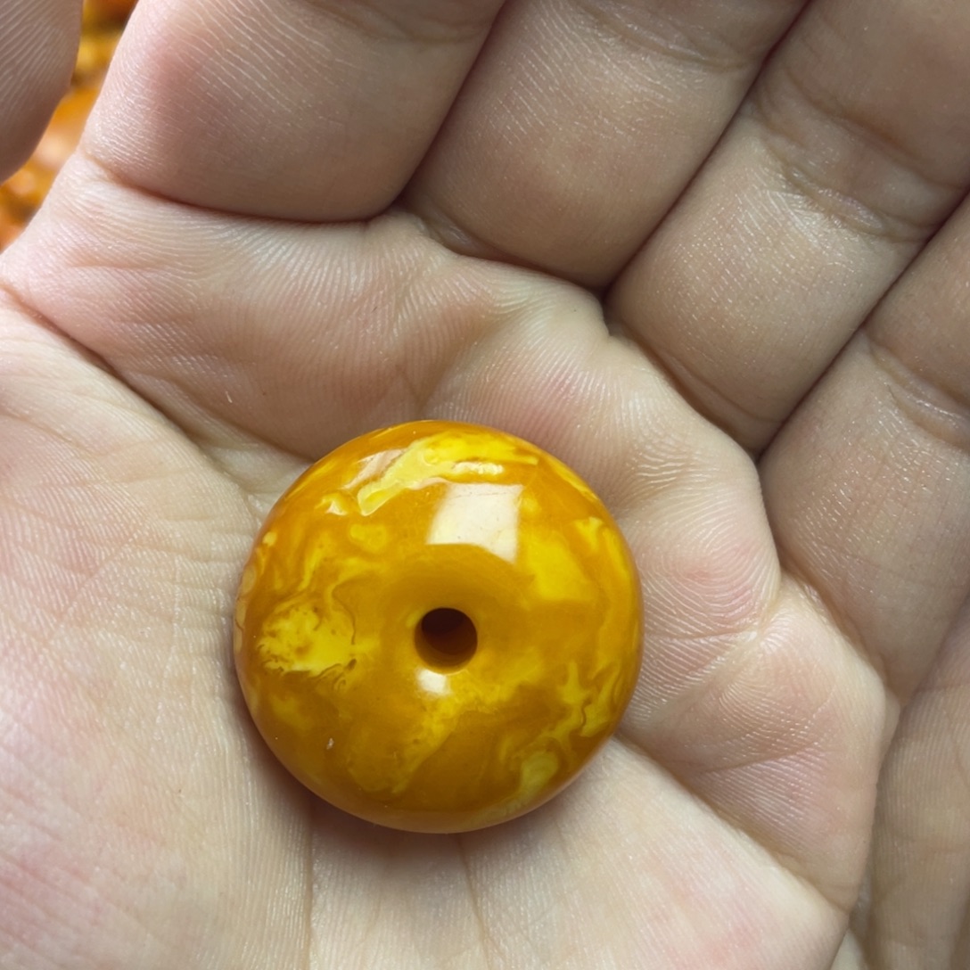 琥珀未镶嵌吊坠(不含链)