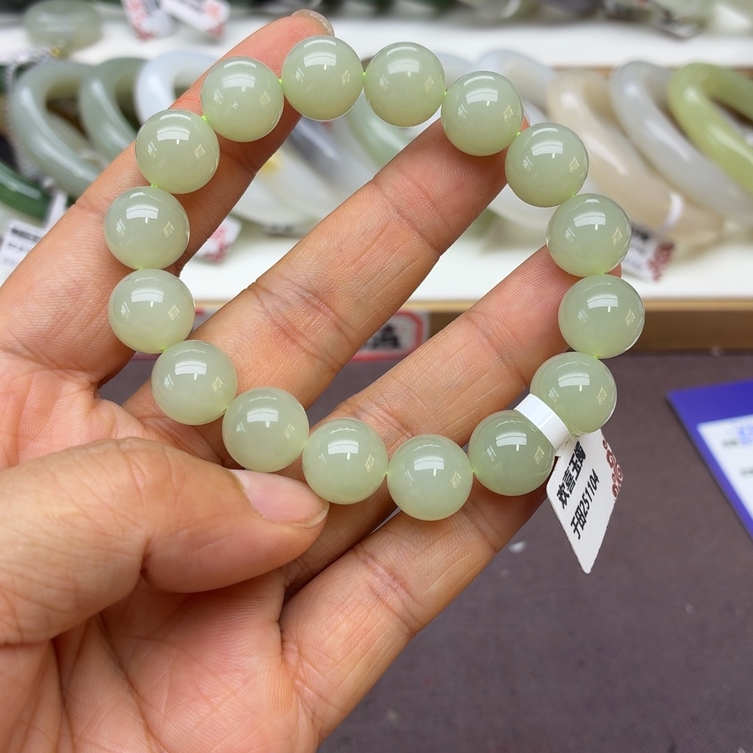 和田玉未镶嵌手链