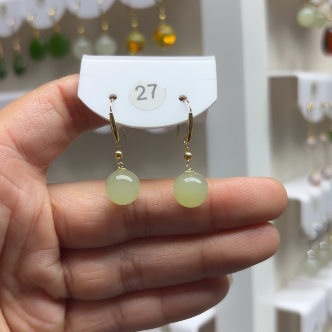 和田玉18K金镶嵌耳饰