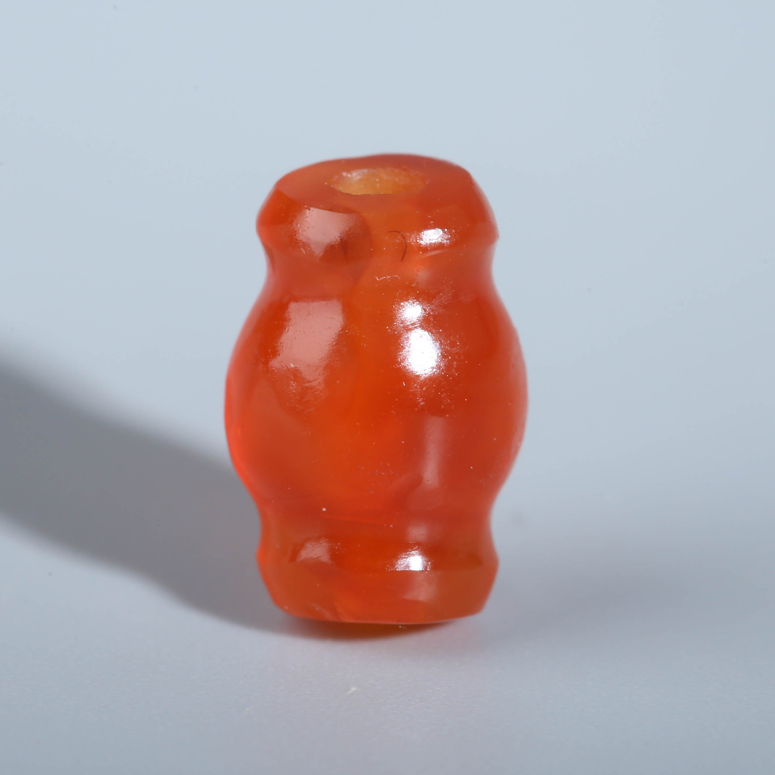 XY69-14 东南亚pyu时期红玉髓系领珠 6.8*10.3mm
