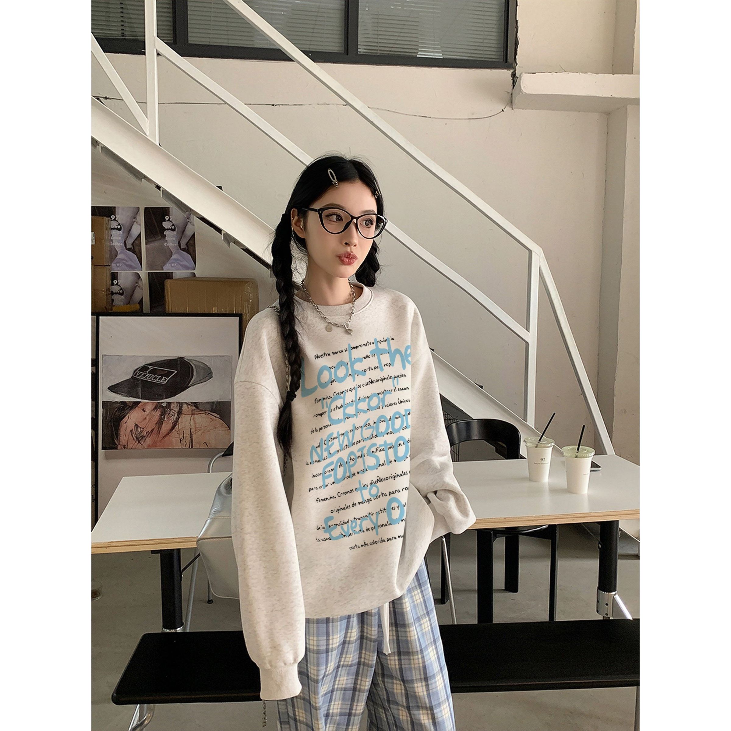 YWBY新款入秋圆领套头卫衣字母印花慵懒风小个子女生韩系ins衣服