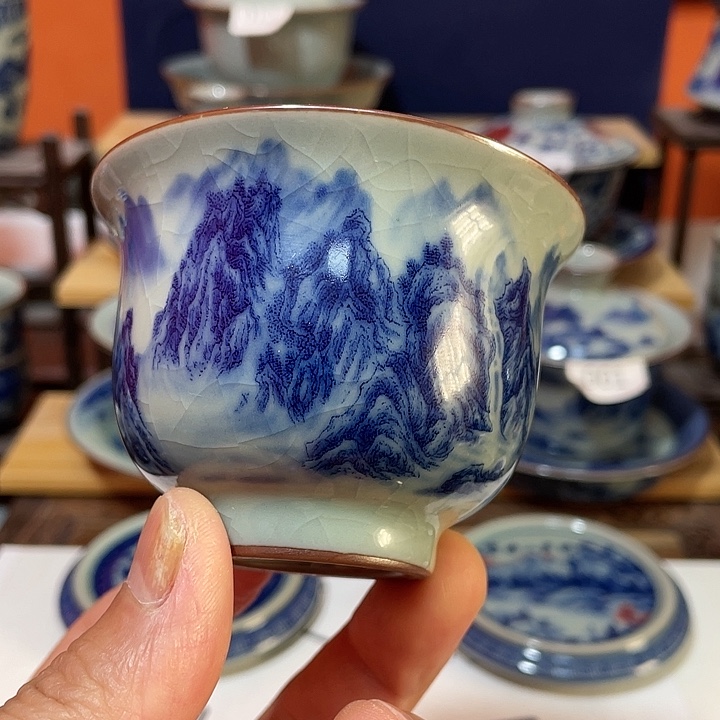 微瑕山水压手杯杯……