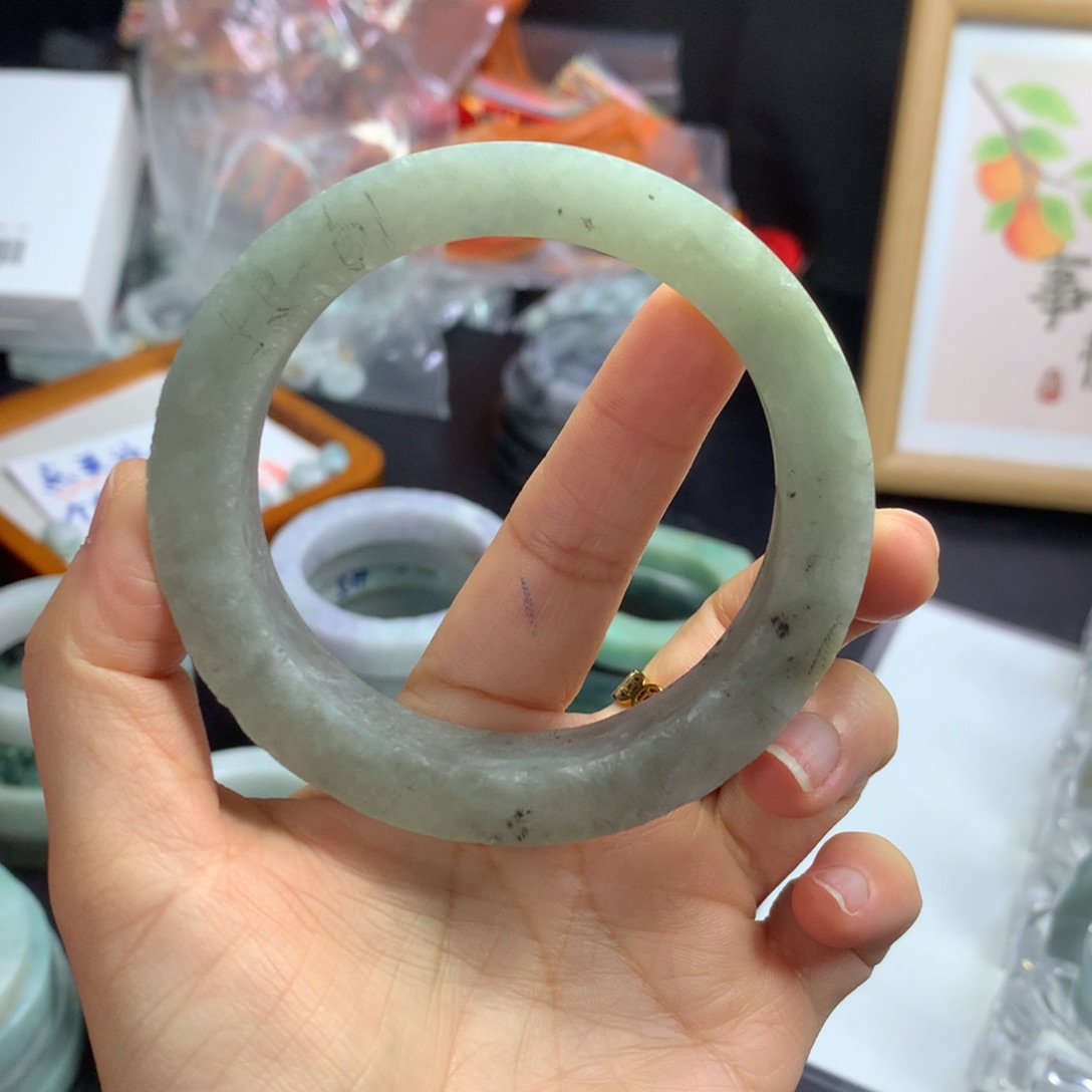 【闪购商品】定制翡翠手镯未镶嵌