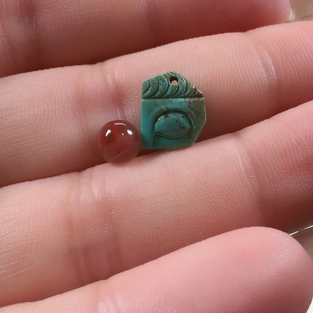 南红玛瑙未镶嵌颈饰