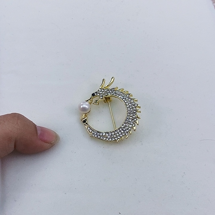 淡水珍珠颈饰合金